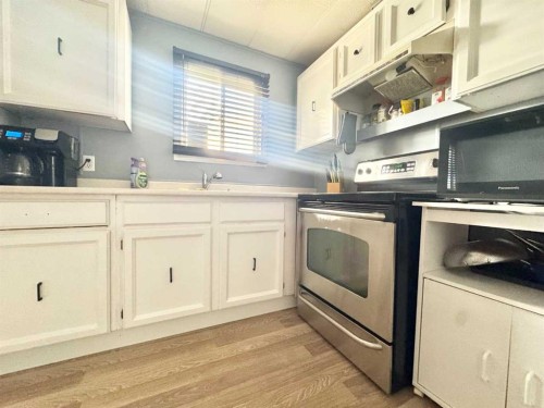 15-2715 Westside Drive West, Lethbridge, AB 