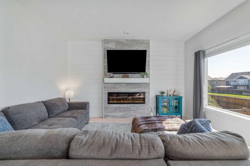 917 Atlantic Cove West, Lethbridge, AB 