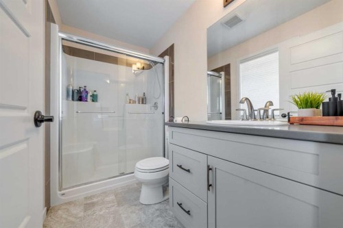 917 Atlantic Cove West, Lethbridge, AB 