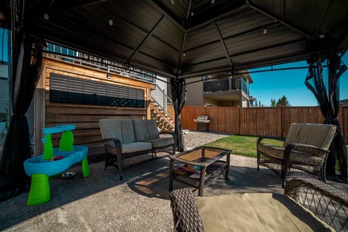 917 Atlantic Cove West, Lethbridge, AB 