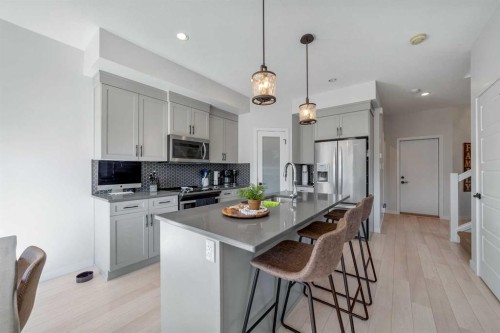 917 Atlantic Cove West, Lethbridge, AB 