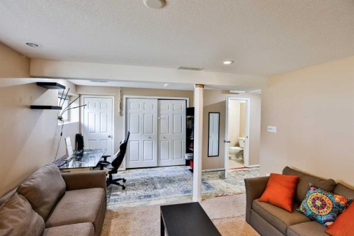 49 Meadowlark Boulevard North, Lethbridge, AB 