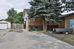 49 Meadowlark Boulevard NORTHLethbridge, AB T1H 4R4