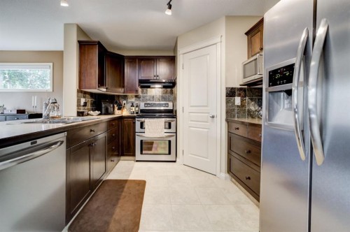 176 Coalbanks Boulevard West, Lethbridge, AB 