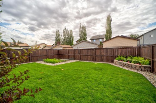 176 Coalbanks Boulevard West, Lethbridge, AB 