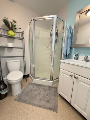 2122 20 Street, Coaldale, AB 