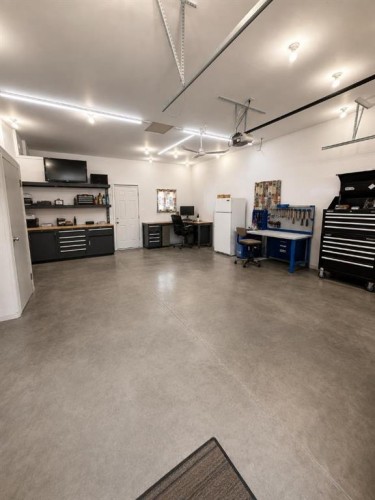 2122 20 Street, Coaldale, AB 