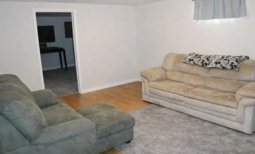 1121 Lakemount Boulevard South, Lethbridge, AB 