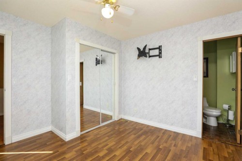 11 E 300 N, Raymond, AB 