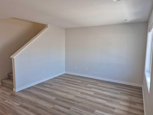 1-928 40 Avenue NORTH, Lethbridge, AB T1H 6J6 4