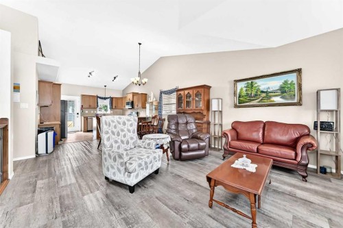 520 Couleesprings Crescent, Lethbridge, AB 