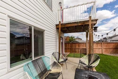 599 Moonlight Lane West, Lethbridge, AB 