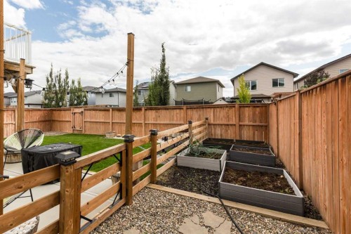 599 Moonlight Lane West, Lethbridge, AB 