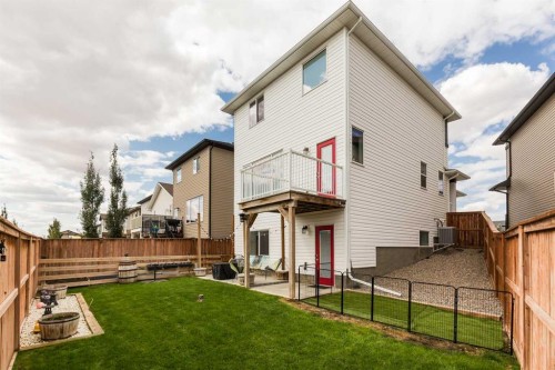 599 Moonlight Lane West, Lethbridge, AB 