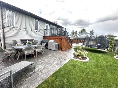 107 Riverland Close West, Lethbridge, AB 