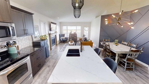 107 Riverland Close West, Lethbridge, AB 