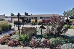 410 6 Avenue Warner, AB T0K 2L0