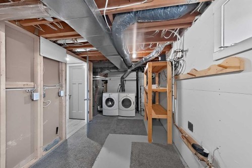 2110 15 Avenue South, Lethbridge, AB - Indoor Photo Showing Laundry Room
