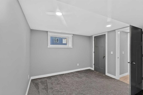 2110 15 Avenue South, Lethbridge, AB - Indoor Photo Showing Other Room