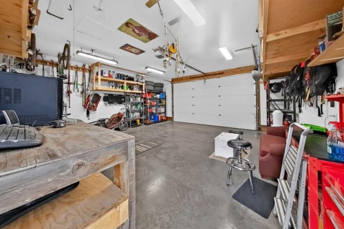 2110 15 Avenue South, Lethbridge, AB - Indoor Photo Showing Garage