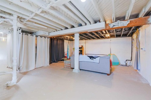 1814 14 Avenue South, Lethbridge, AB 