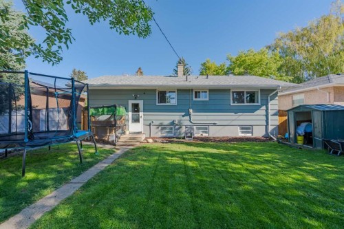 1814 14 Avenue South, Lethbridge, AB 