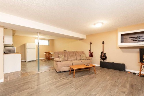 165E 200N, Raymond, AB 