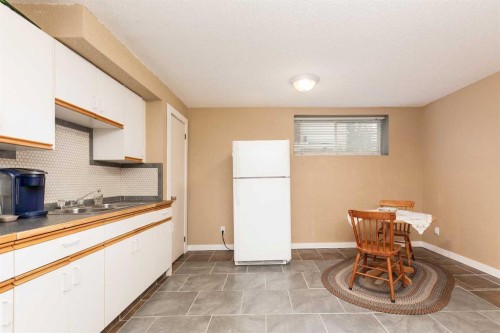 165E 200N, Raymond, AB 