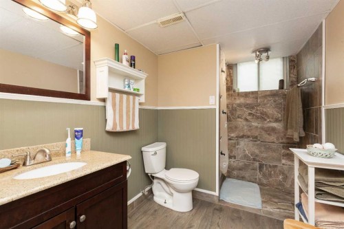 165E 200N, Raymond, AB 