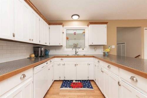 165E 200N, Raymond, AB 