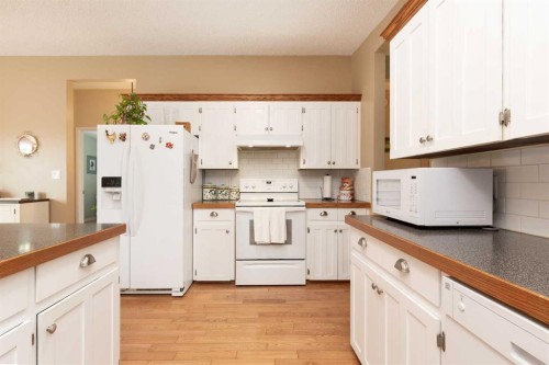 165E 200N, Raymond, AB 