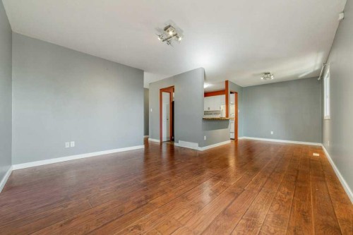 8 Columbia Bay West, Lethbridge, AB 