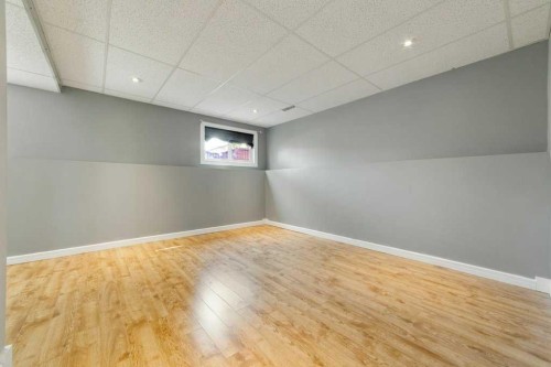 8 Columbia Bay West, Lethbridge, AB 