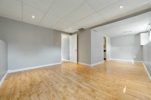8 Columbia Bay West, Lethbridge, AB 