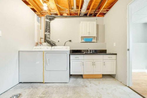 8 Columbia Bay West, Lethbridge, AB 