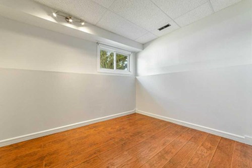 8 Columbia Bay West, Lethbridge, AB 