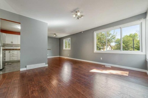 8 Columbia Bay West, Lethbridge, AB 
