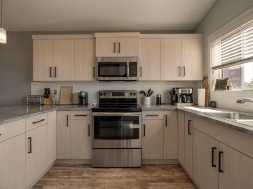 333 Crocus Terrace West, Lethbridge, AB 