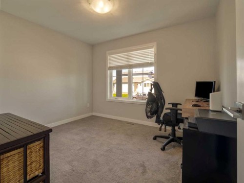 333 Crocus Terrace West, Lethbridge, AB 