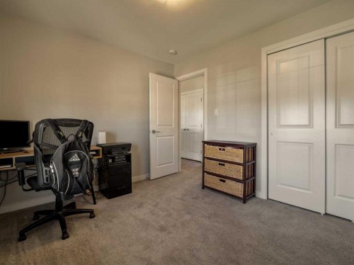 333 Crocus Terrace West, Lethbridge, AB 