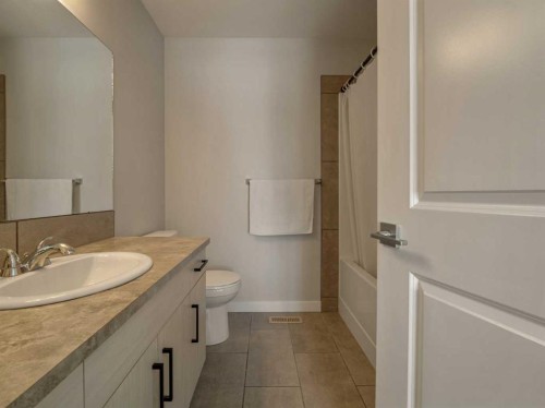 333 Crocus Terrace West, Lethbridge, AB 