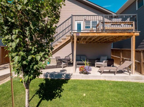 333 Crocus Terrace West, Lethbridge, AB 