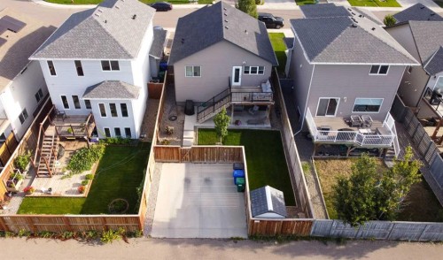 333 Crocus Terrace West, Lethbridge, AB 