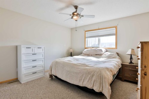709 Blackfoot Terrace West, Lethbridge, AB 