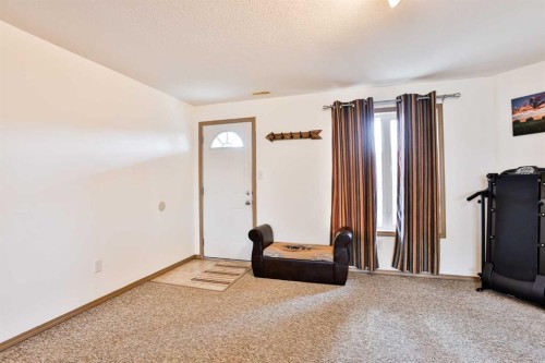 709 Blackfoot Terrace West, Lethbridge, AB 