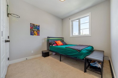 624 19 Street North, Lethbridge, AB 