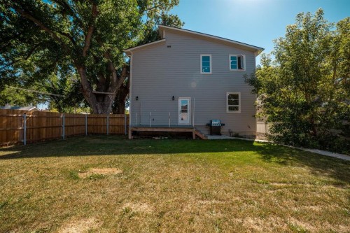 624 19 Street North, Lethbridge, AB 
