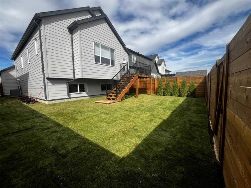 1141 Abitibi Road West, Lethbridge, AB 