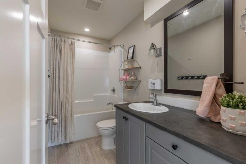 147 S 4 Street East, Magrath, AB 