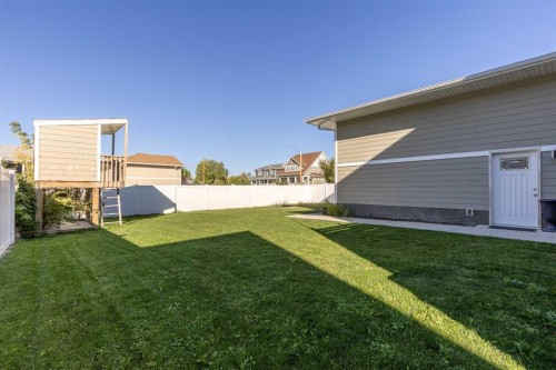 147 S 4 Street East, Magrath, AB 
